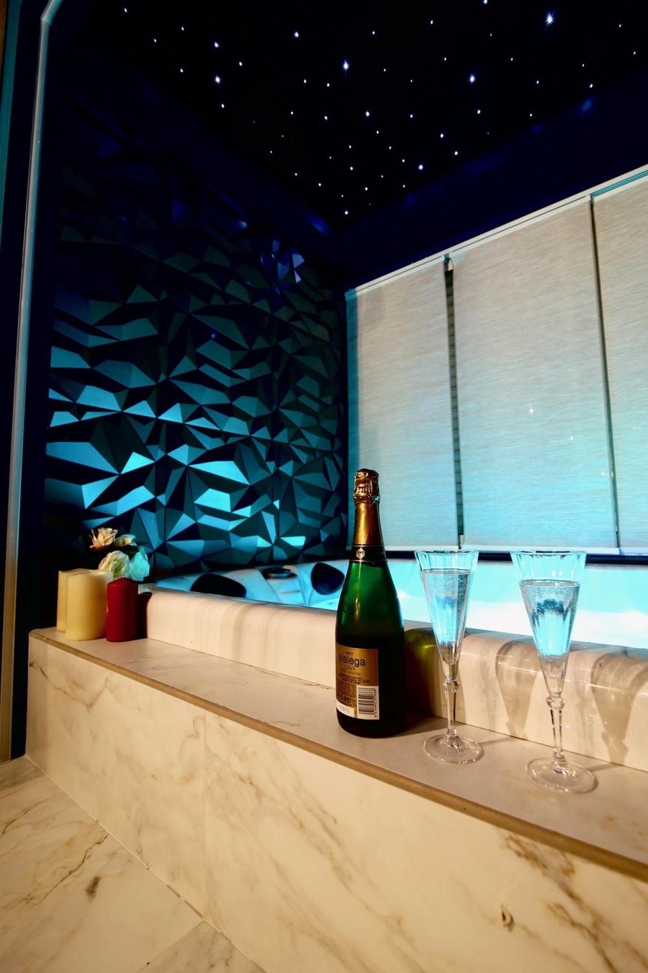 Flower Suite And Spa La Seyne-sur-Mer Luaran gambar