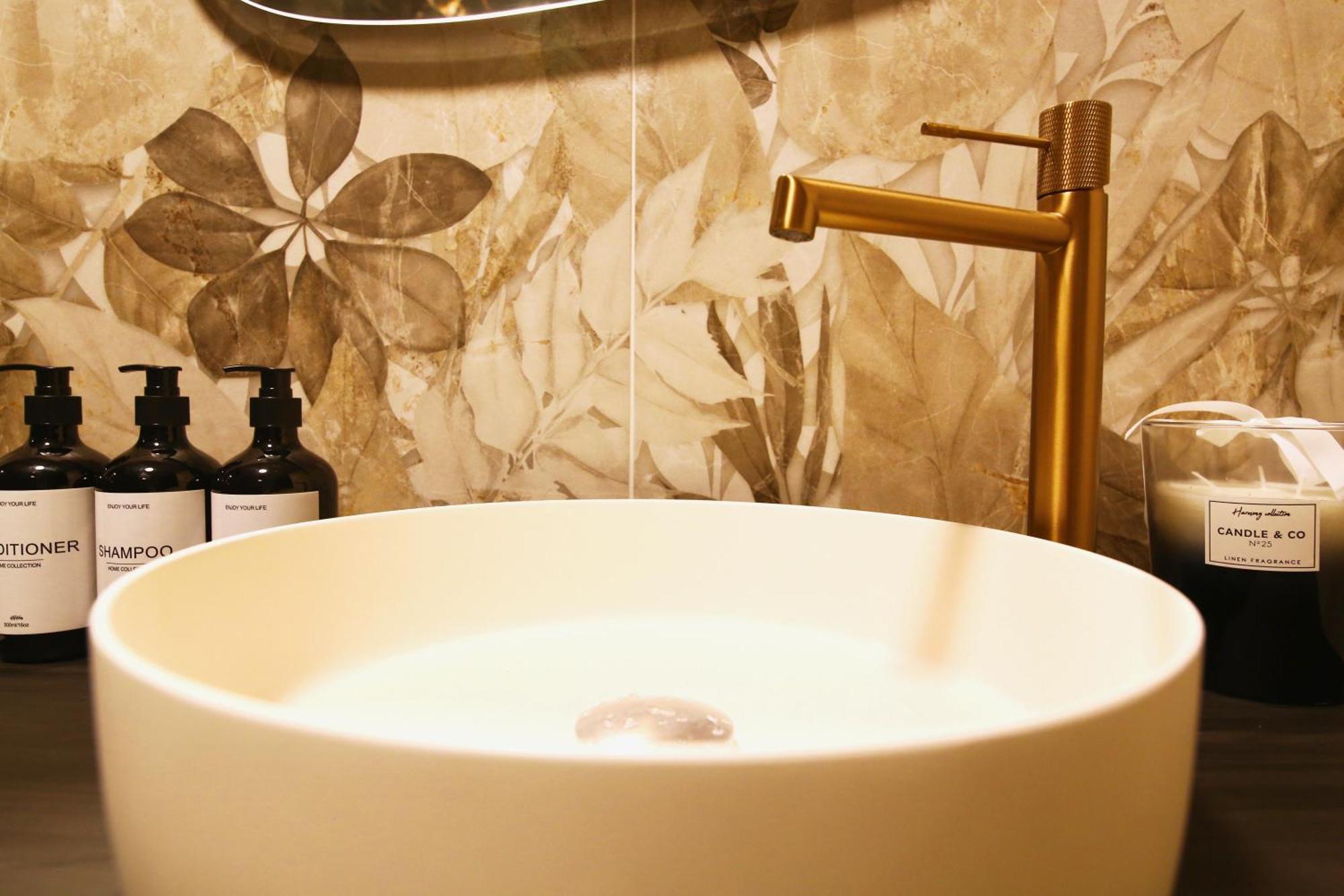 Flower Suite And Spa La Seyne-sur-Mer Luaran gambar